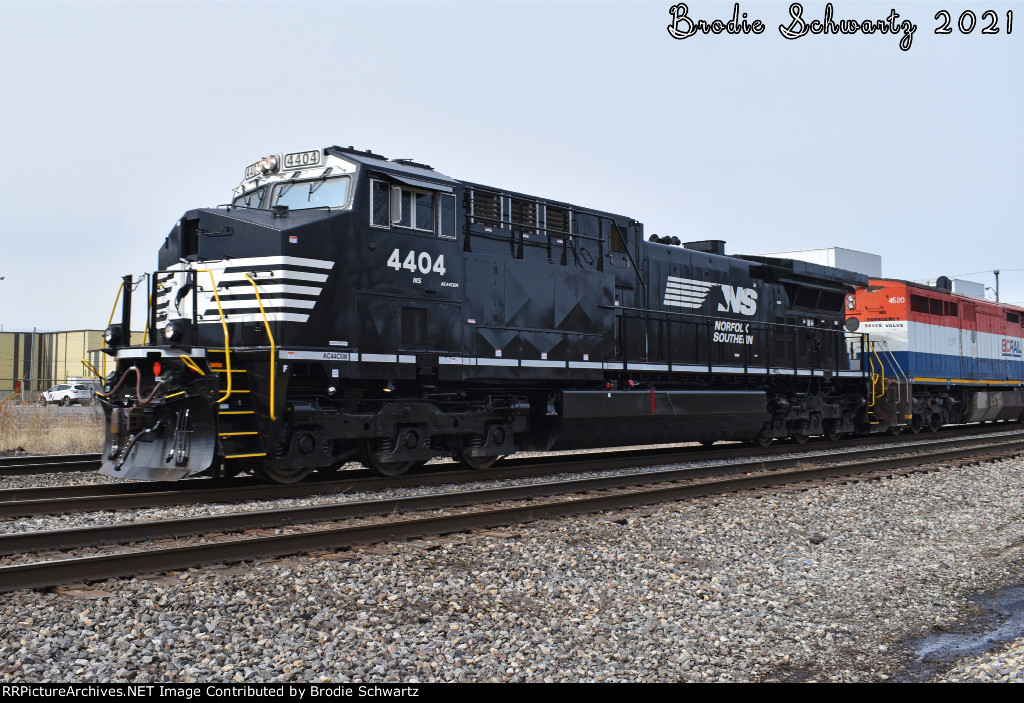 NS 4404